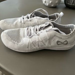 Nfinity cheer shoes